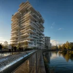 Immeuble arbre montpellier, vue de l’Arbre blanc depuis le Lez